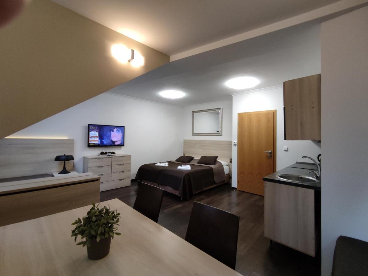 Anensky Apartman C303 - S O2 Tv A Stabilni Rychlou Wifi, S Moznosti Dokoupeni Bufetovych Snidani - By Relax Harrachov Buitenkant foto