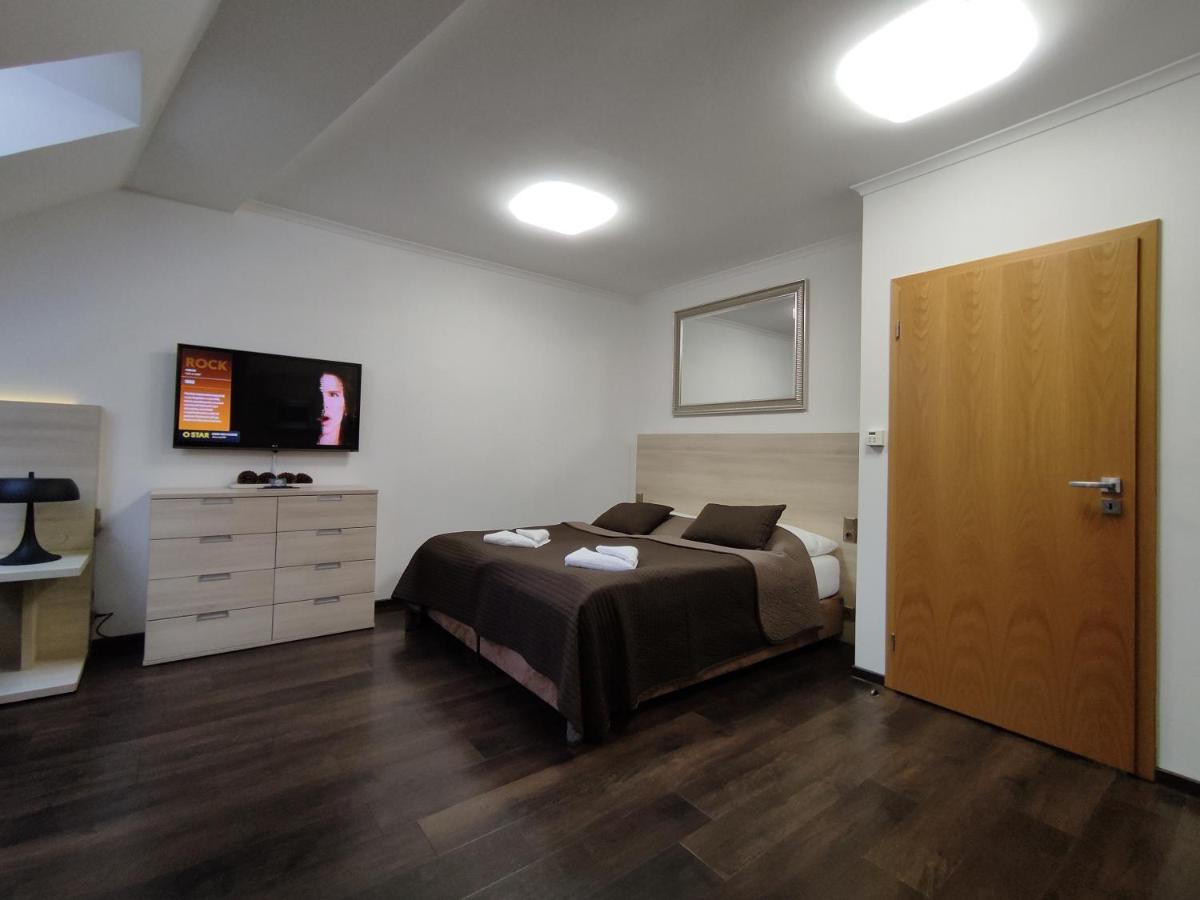 Anensky Apartman C303 - S O2 Tv A Stabilni Rychlou Wifi, S Moznosti Dokoupeni Bufetovych Snidani - By Relax Harrachov Buitenkant foto